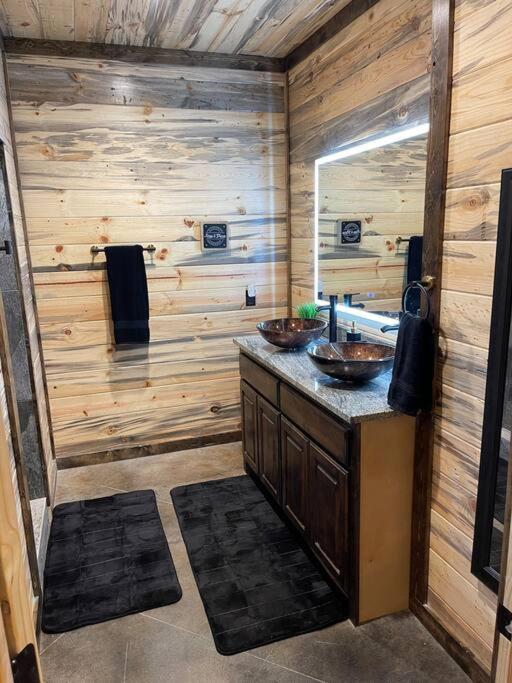 The Big Tex Luxury Cabin Is Epic Broken Bow Exterior foto