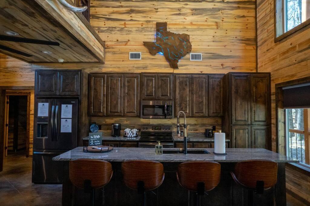 The Big Tex Luxury Cabin Is Epic Broken Bow Exterior foto