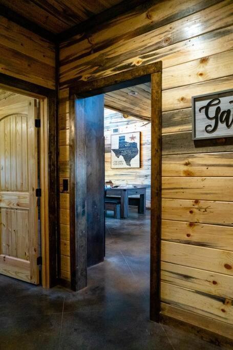 The Big Tex Luxury Cabin Is Epic Broken Bow Exterior foto