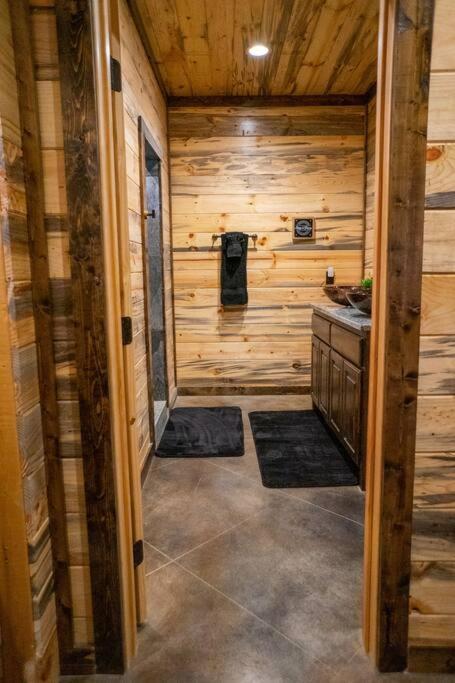 The Big Tex Luxury Cabin Is Epic Broken Bow Exterior foto