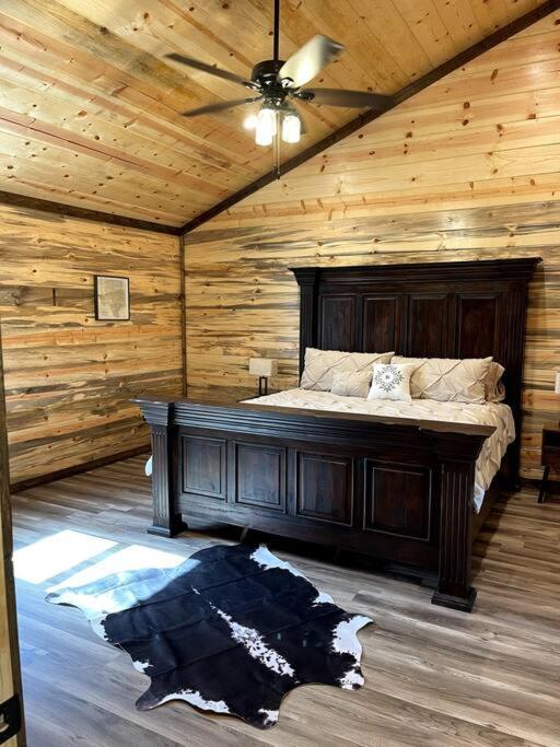 The Big Tex Luxury Cabin Is Epic Broken Bow Exterior foto