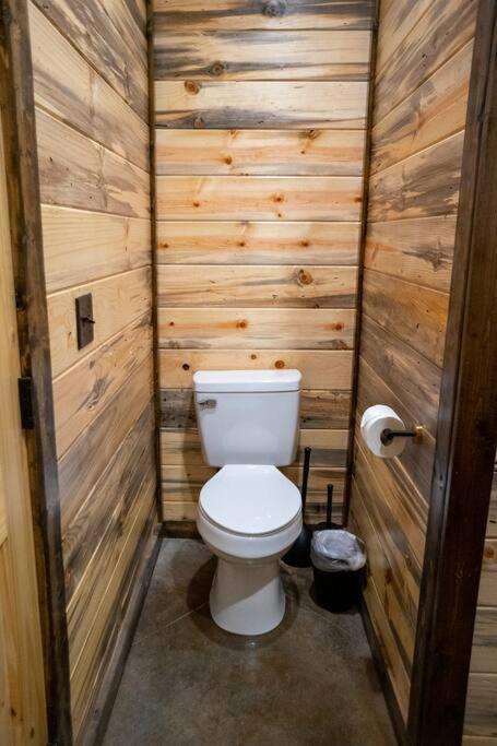 The Big Tex Luxury Cabin Is Epic Broken Bow Exterior foto